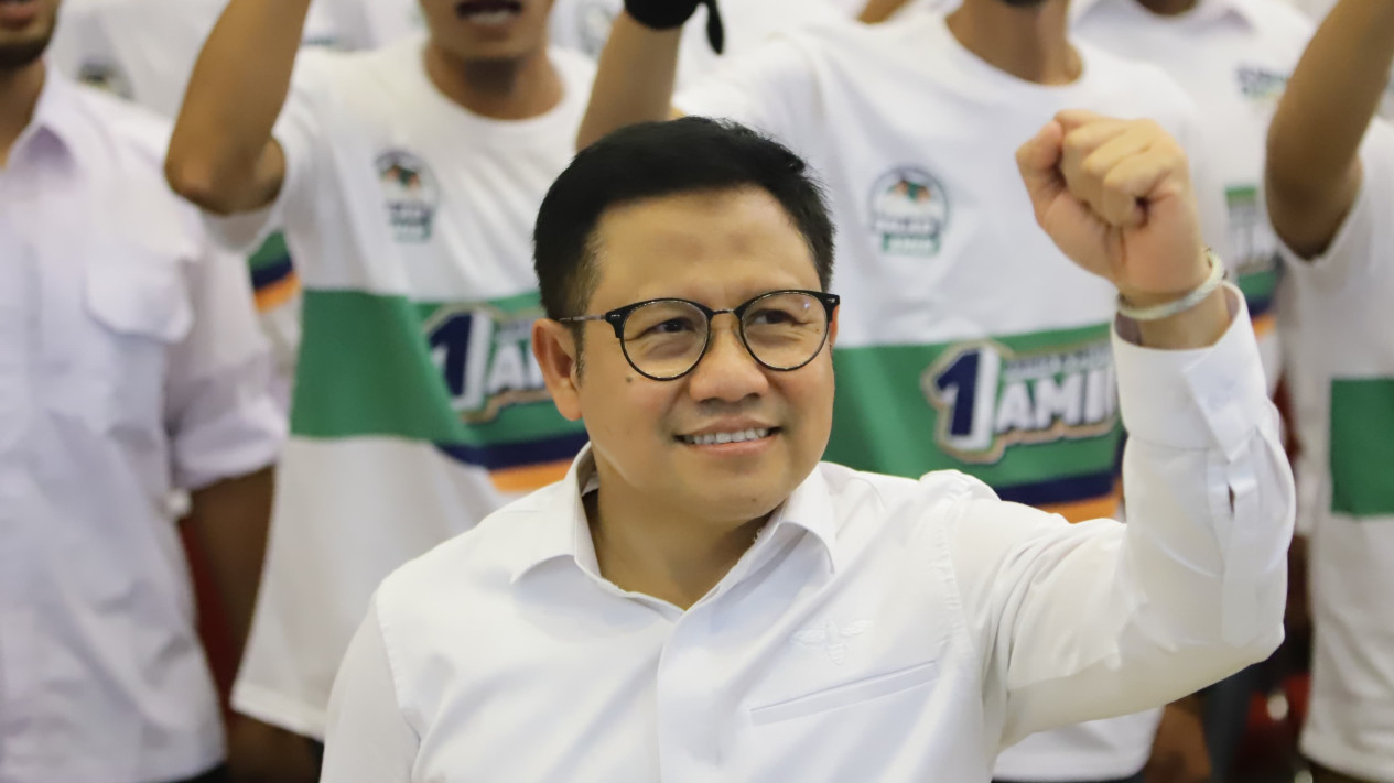 Cak Imin Siap Dibandingkan dengan Cawapres Lain: Siapa yang Bersungguh-sungguh, Siapa yang Bergimik
            - galeri foto