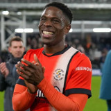 Pemain Tercepat di Liga Inggris Gunakan Teknik Lari Ala Usain Bolt 