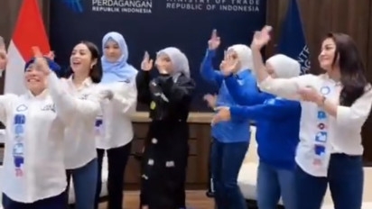 HEBOH Kader Perempuan PAN Joget-joget TikTok di Kantor Kemendag, Bawaslu Buka Suara