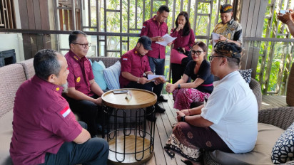 Kanwil Kemenkumham Bali Sidak Restoran dan Hotel yang Pekerjakan WNA