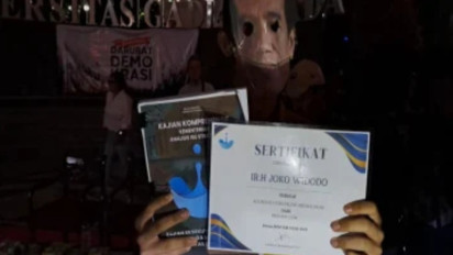 BEM UGM Pasang Banner Sebut Jokowi Alumnus Paling Memalukan, Istana: Coba Cek Lembaga Survei dan Aktivitas Presiden