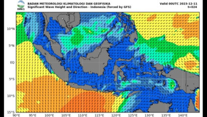 BMKG Prediksi Cuaca di Indonesia, Jakarta Diguyur Hujan Hingga Ada Gelombang Tinggi 4 Meter di Pesisir, Waspadalah!