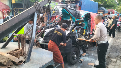 Kecelakaan Pikap Tabrak Truk Parkir di Gadang Malang, Satu Orang Penumpang Tewas Terjepit