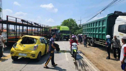 Kecelakaan Karambol di Raya Pantura Duduksampeyan, Dua Orang Luka Luka