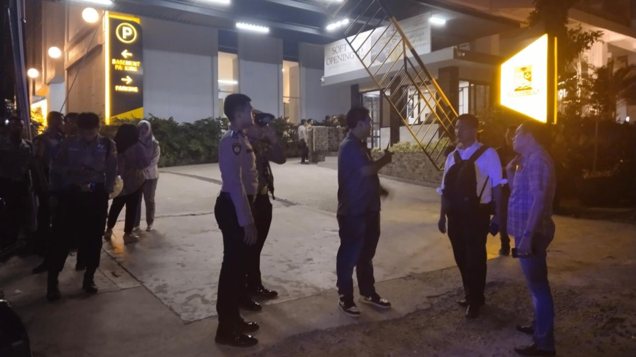 Viral Video Penemuan Sejumlah Mayat dalam Bak Berair di Kampus Unpri Medan
            - galeri foto