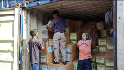 Enam Kontiner Berisi Surat Suara Pemilu Tiba di Ternate