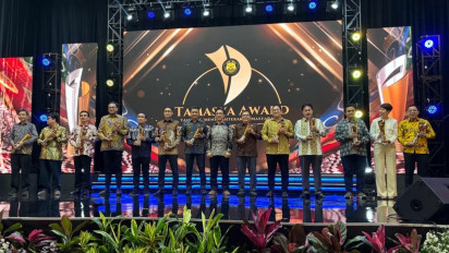 Ajari Masyarakat Budidaya Maggot, Dapat Penghargaan dari Kementerian ESDM