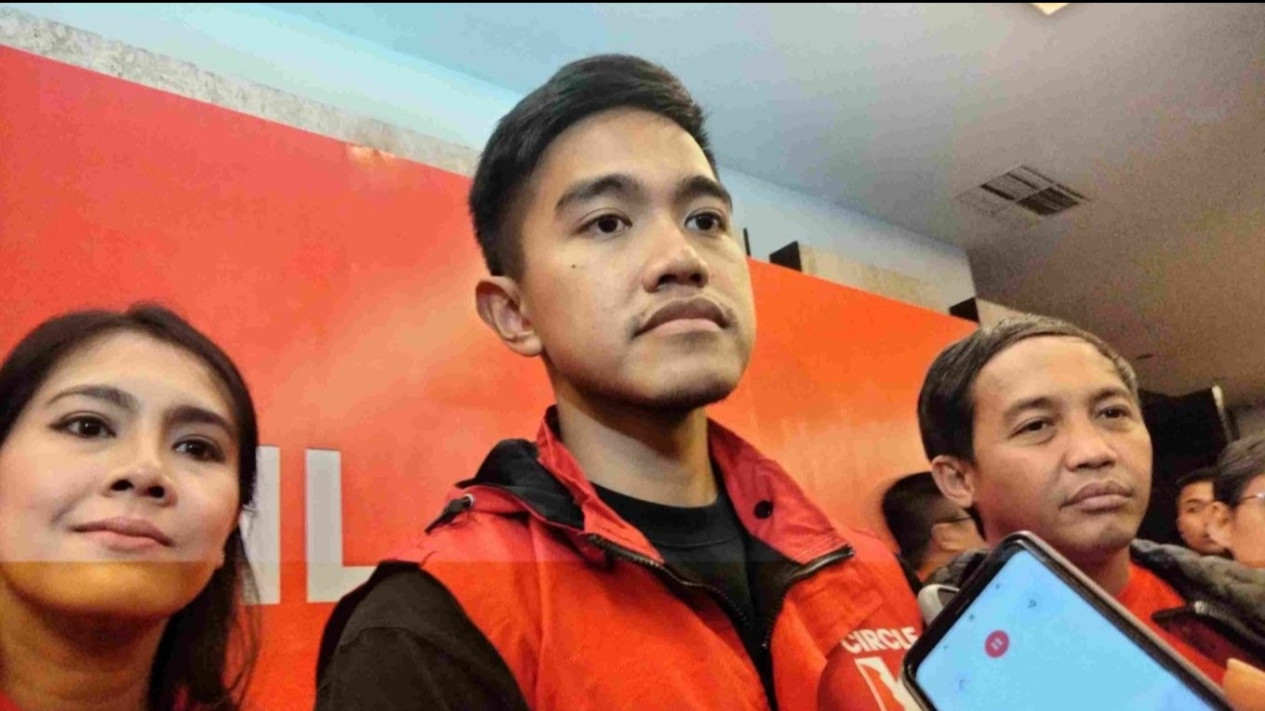 Target Lolos Ambang Batas Parlemen, Kaesang Pangarep Inginkan Dua Kursi DPR RI Dapil Sulsel
            - galeri foto