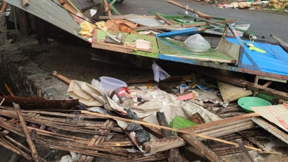 Belasan Rumah di Porong Sidoarjo Diterjang Angin Puting Beliung, Empat Bangunan Roboh 