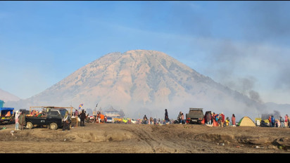 Berstatus Waspada, PVMBG Imbau Wisatawan Tak Naik ke Puncak Kawah Gunung Bromo