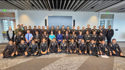 Kepala Reserse Kepolisian New Zealand Tutup Kegiatan Short Course Mahasiswa Pascasarjana STIK Lemdiklat Polri Di Wellington