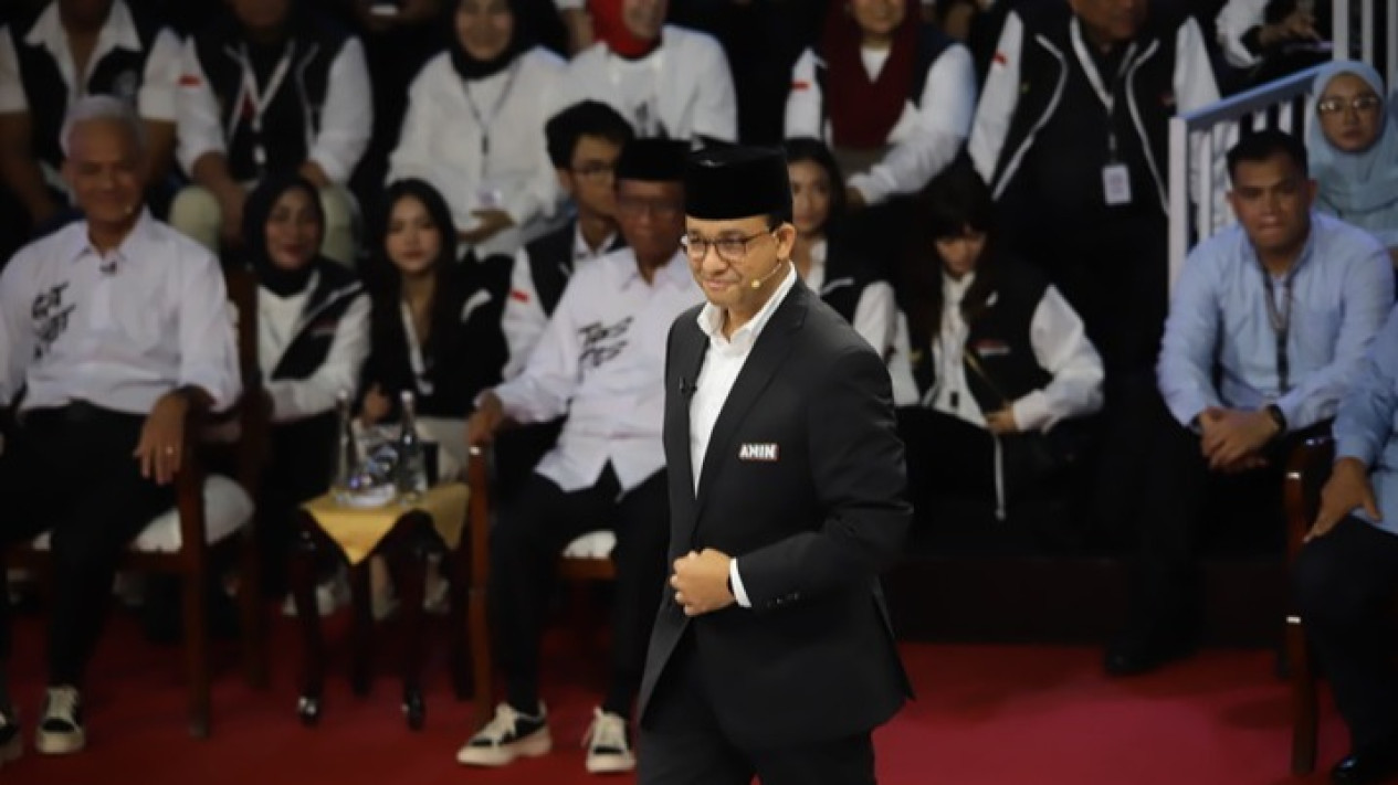 Pemburu Koruptor Bakal Dapat Hadiah Kalau AMIN Terpilih
            - galeri foto