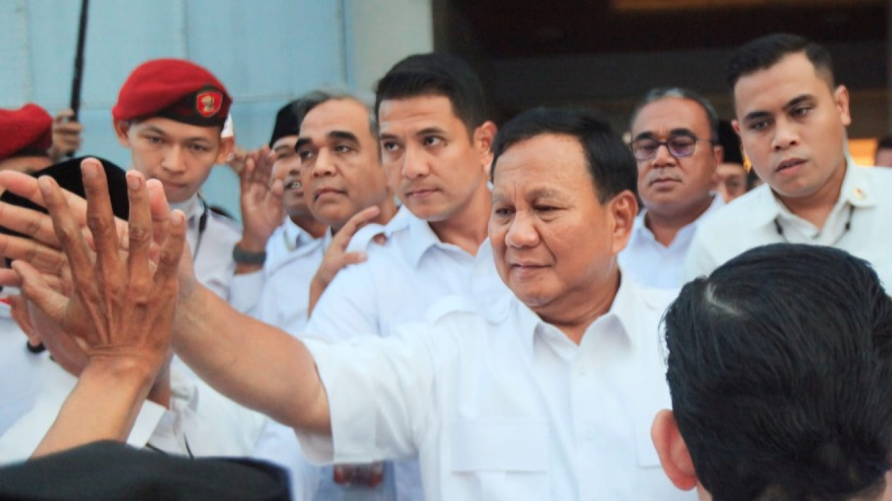 Komitmen Prabowo Berantas Korupsi saat Debat Disorot, RKB: Musuh Bersama
            - galeri foto