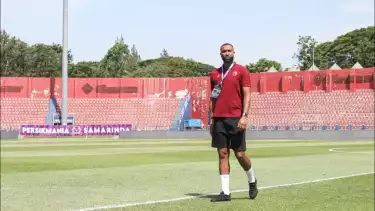 Yuran Fernandes mencetak gol ke gawang Persik Kediri