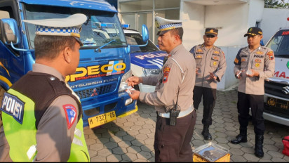 Cegah Kecelakaan saat Libur Nataru, Polisi Tes Urin Sopir Angkutan Umum di Salatiga