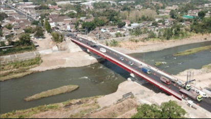 PUPR Tuntaskan Duplikasi 9 Jembatan untuk Konektivitas Natal-Tahun Baru