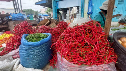 Sepekan Jelang Natal, Harga Cabai Merah di Medan Turun Drastis