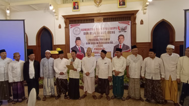 Perkuat kemenangan Prabowo â Gibran, Komunitas Poro Kiai Gelar Deklarasi di Surabaya