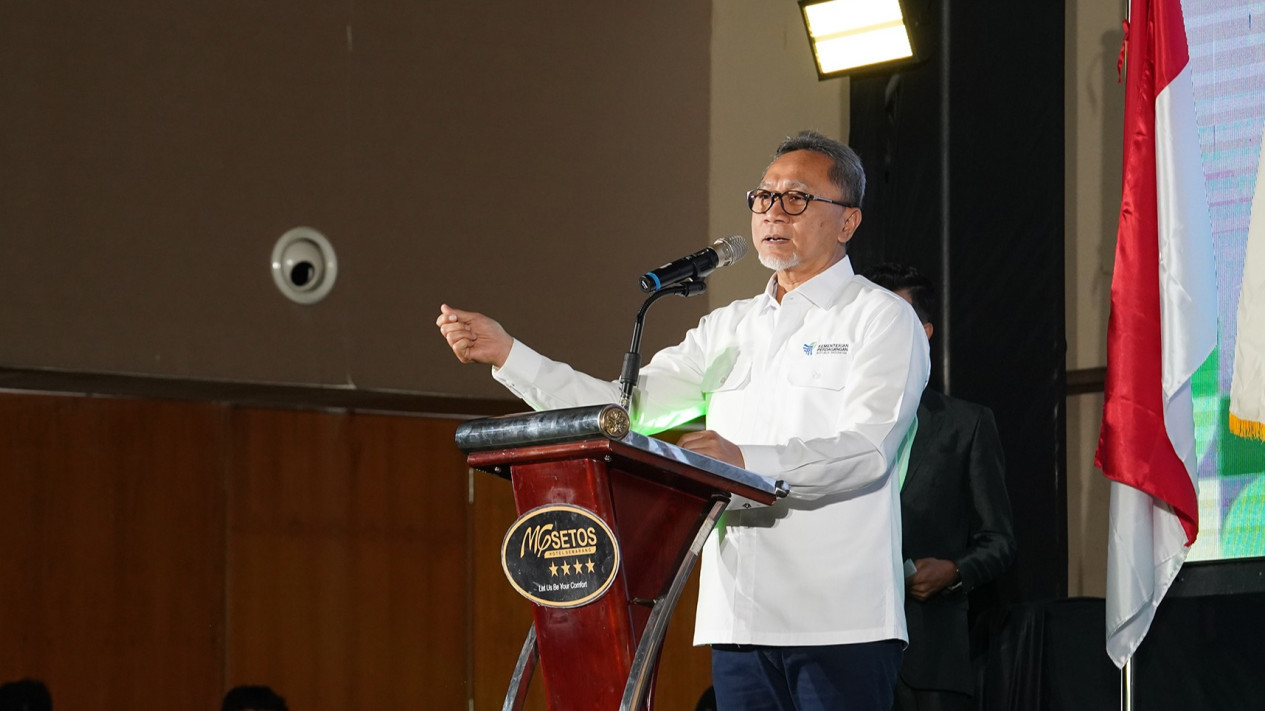Ustaz Hilmi Firdausi Sampai Istigfar Dengar Candaan Ketum PAN Zulhas Kini Ada yang Tidak Bilang Amin saat Al Fatihah dan Dua Jari Saat Tahiyatul Akhir Salat
            - galeri foto