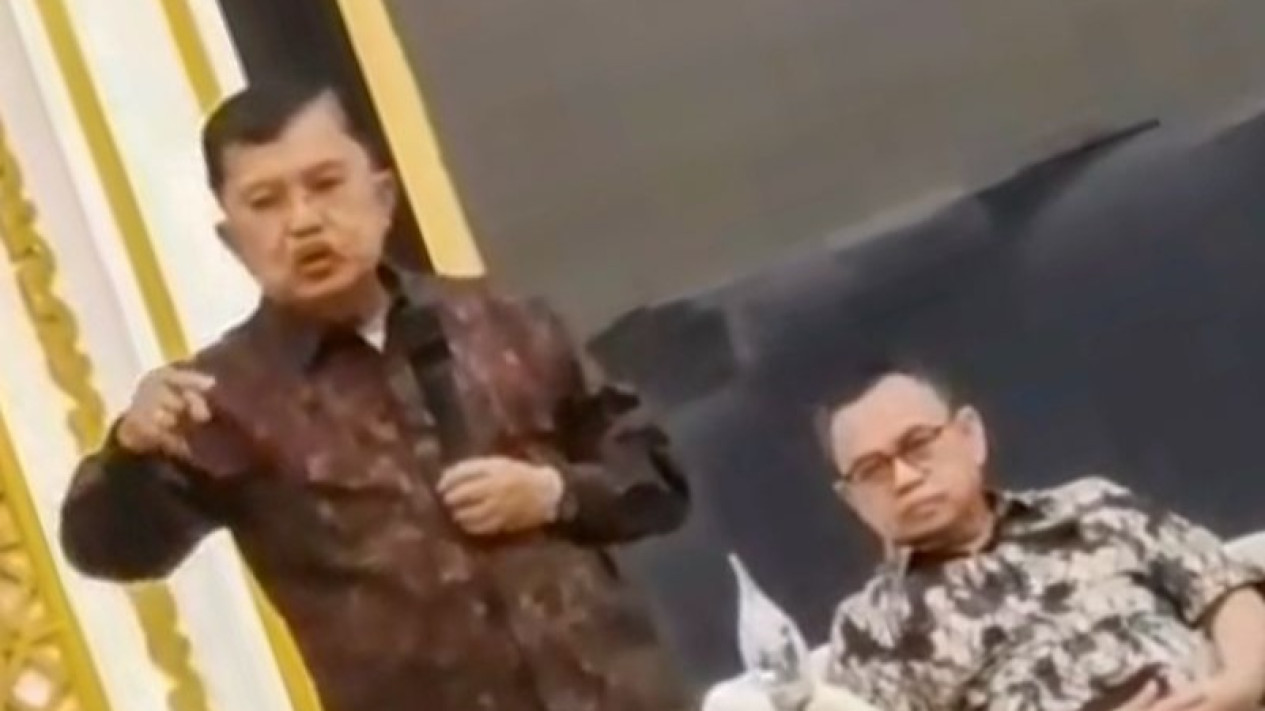 Jusuf Kalla: Saya Menyampaikan Sikap Dukung AMIN, Mudah-Mudahan Ada Manfaatnya
            - galeri foto