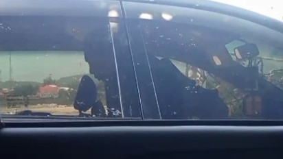 Orang Lain Pada Jumatan, Perangkat Desa Gombong Kepergok Mesum di Mobil, Saat Digrebek Bilang: Maaf Pak Cuma Anu