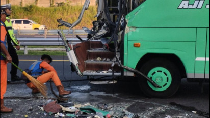 Bus Rombongan Siswa SMPN 1 Sentolo Kulon Progo Kecelakaan di Jalan Tol Sragen, 2 Orang Alami Luka