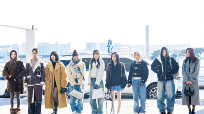 Siap Sapa ONCE lewat Konser Ready To Be In Jakarta, TWICE Terlihat di Bandara Incheon OTW Indonesia