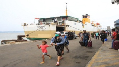Jelang Nataru, Arus Penumpang Kapal Laut di Pelabuhan Tanjung Perak Surabaya terus Meningkat