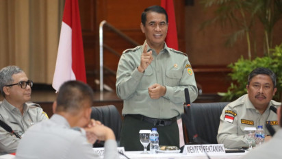 Mentan Andi Amran Bersih-Bersih Pejabat Kementan, Semua Eselon 1 dan 2 Bermasalah Dilelang