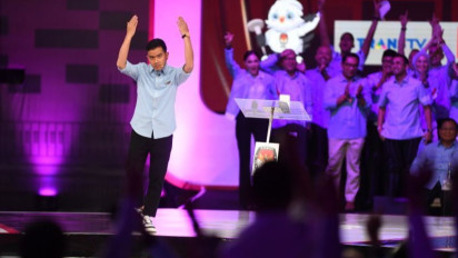 Pernah Ditegur Dalam Debat Perdana, Gibran Kembali Ulangi Ajak Pendukung Bersorak di Debat Kedua, KPU Nyatakan Ini