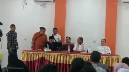 Viral Video Ketua DPRD dan Pj Bupati Tapteng Adu Mulut Sengit di Kantor Dinas Kesehatan, Begini Ceritanya