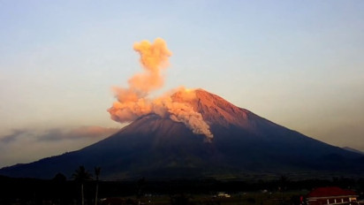 Semeru Erupsi, Semburkan Abu Setinggi 1.000 Meter dan Awan Panas Guguran Sejauh 3.000 Meter