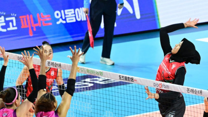 Momen Ratu Voli Korea Kim Youn-koung Emosi Kena Blocking Megawati Hangestri Viral di Media Sosial