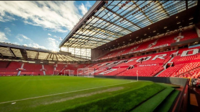 Suporter Manchester United Khawatir Usai Sir Jim Ratcliffe Jadi Investor Klub