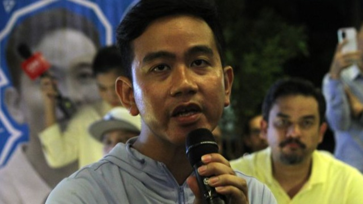 Pakar Komunikasi Nilai Gibran Ingin Dianggap Pintar dan Bangun Impresi Karena Pakai Istilah Asing Saat Debat Cawapres
            - galeri foto