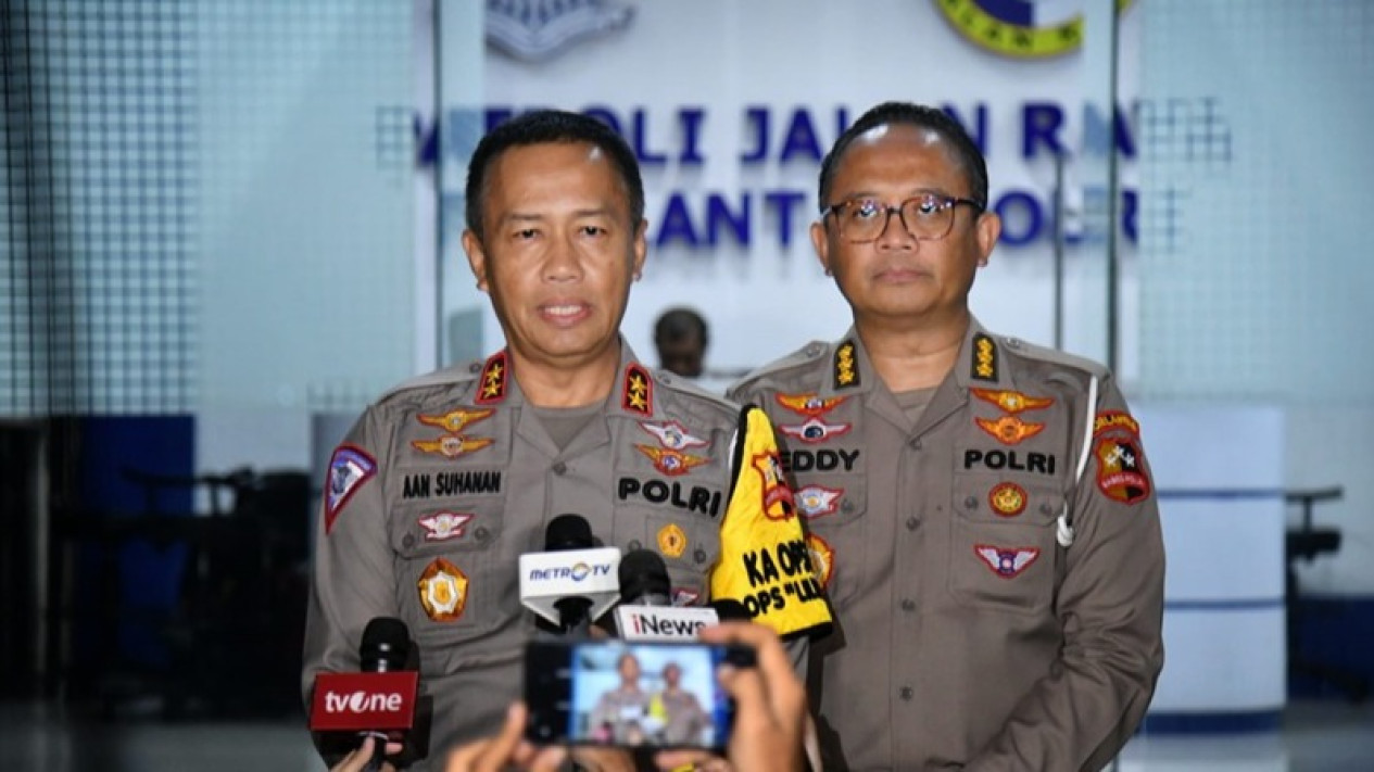 Begini Strategi Kakorlantas Antisipasi Kepadatan Puncak Arus Balik Libur Natal 2023 dan Tahun Baru 2024, Semua Warga Mohon Disimak!
            - galeri foto