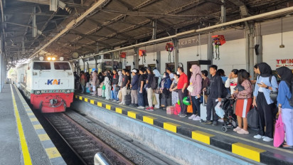 Yogyakarta Padat Wisatawan, Ini Daftar Kereta Api yang Terapkan Berhenti Luar Biasa di Lempuyangan