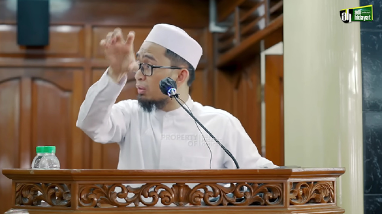 Walau Tahajud Setiap Malam Sampai Menangis, Doa Mustahil Terkabul jika Ada Benda Ini di Rumah Kata Ustaz Adi Hidayat
            - galeri foto