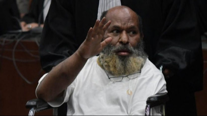 BREAKING NEWS Gubernur Papua Non Aktif Lukas Enembe Meninggal Dunia di RSPAD