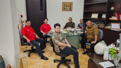 Mimpi Indonesia Emas, Pada Saat Indonesia di Kendalikan Oleh Trias Koruptica