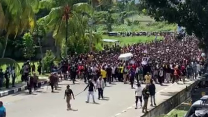 Pemprov Papua Sesalkan Insiden Kericuhan saat Jenazah Lukas Enembe Tiba di STAKIN Sentani