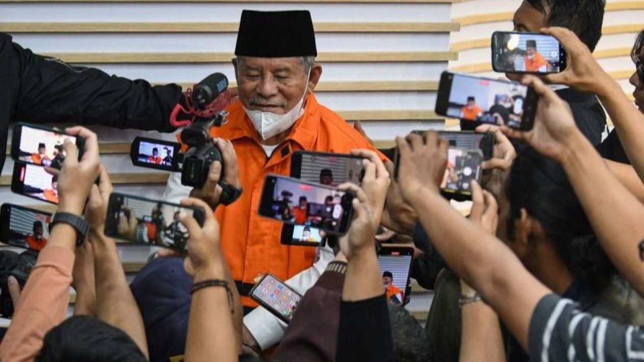 Seorang Penyuap Gubernur Maluku Utara Dibekuk KPK 
            - galeri foto