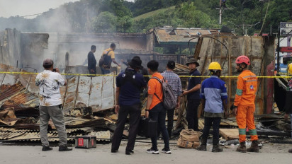 Inavis Polda Papua Sisir Lokasi Kebakaran Ruko Waena