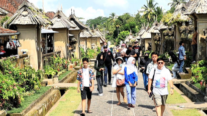 Kunjungan Wisatawan ke Desa Penglipuran Nyaris 1 Juta, Pendapatan Capai Rp25,8 M