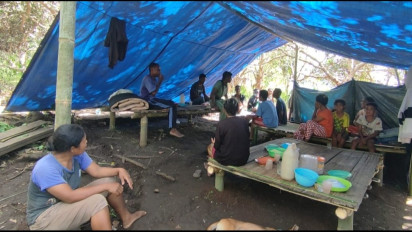 Mengungsi di Kebun, Ratusan Pengungsi Lewotobi di NTT Butuh Bantuan