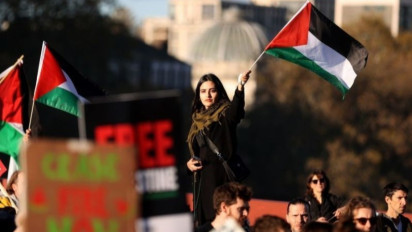 Detik-detik Ribuan Warga Yaman Unjuk Rasa Bela Gaza: Amerika Tak akan Bisa Hetikan Kami!