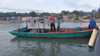 Polisi Amankan Perahu yang Angkut 4 Mortir dari Tengah Laut Pasca Insiden Ledakan