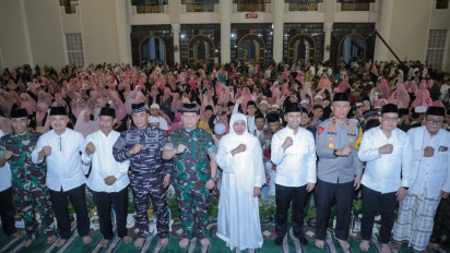 Refleksi Akhir Tahun, Khofifah Minta Doa-Dukungan Maju Pilgub Jatim 2024 bersama Emil Dardak