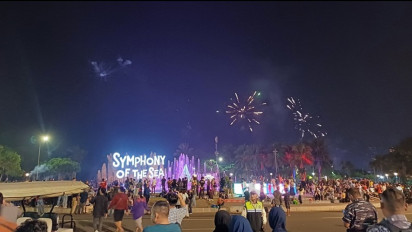 Intip Begini Kemeriahan Malam Tahun Baru 2024 di Kawasan Ancol, Wow Banget!