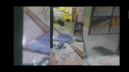 Kantor Desa & Puskesmas Padanglampe Dirusak OTK Pakai Parang